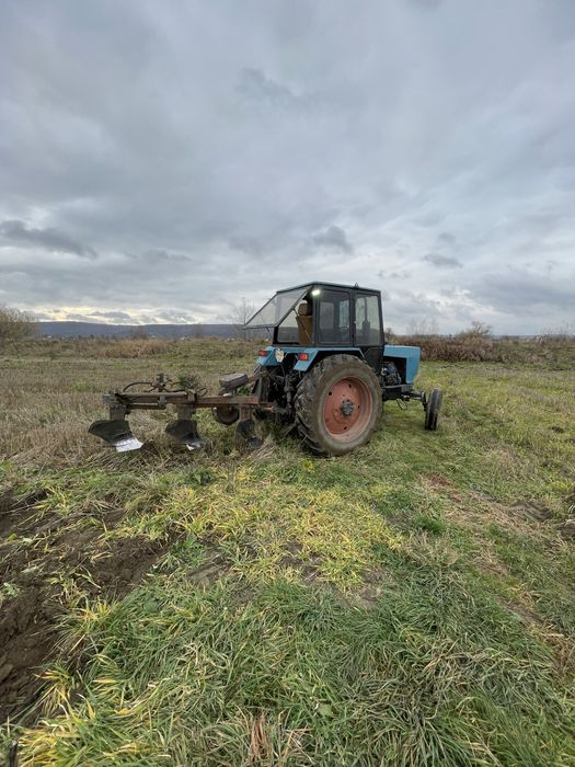 Юмз 6 КЛ екскаватор