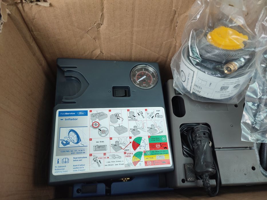 Оригінальні автомобільні насоси різних марок з герметиком