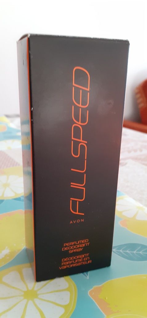 Spray perfumowany do ciała Fullspeed Avon (męskie)