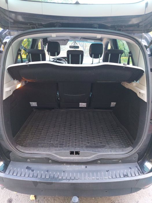 Renault Scenic 3 2011