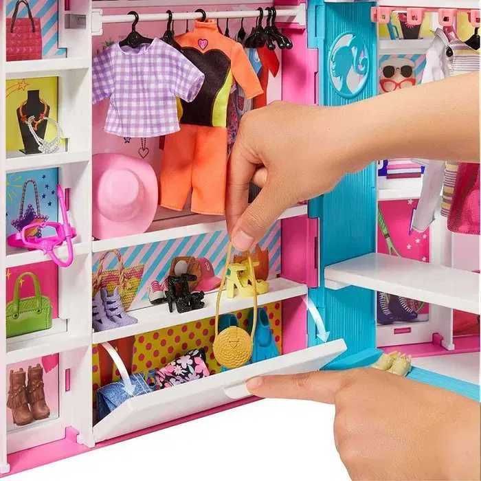 Nowy zestaw Barbie Wymarzona szafa z lalką + akcesoria kolejna SZT.