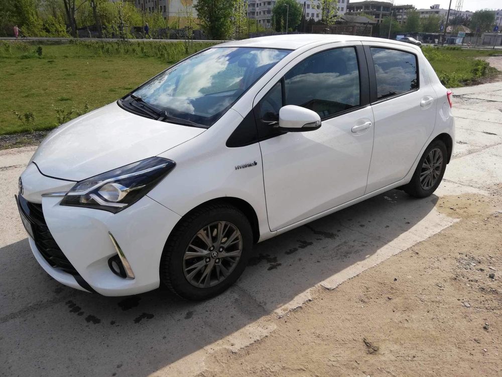 Toyota Yaris Hybrid 2018r