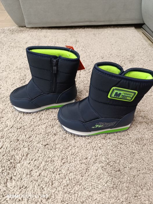 Дитяче зимове взуття. Сапожки.Дутики