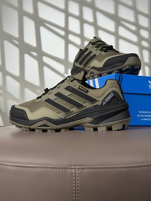 Чоловічі кросівки адідас Adidas Terrex Skychaser GTX Olive Black 41-46