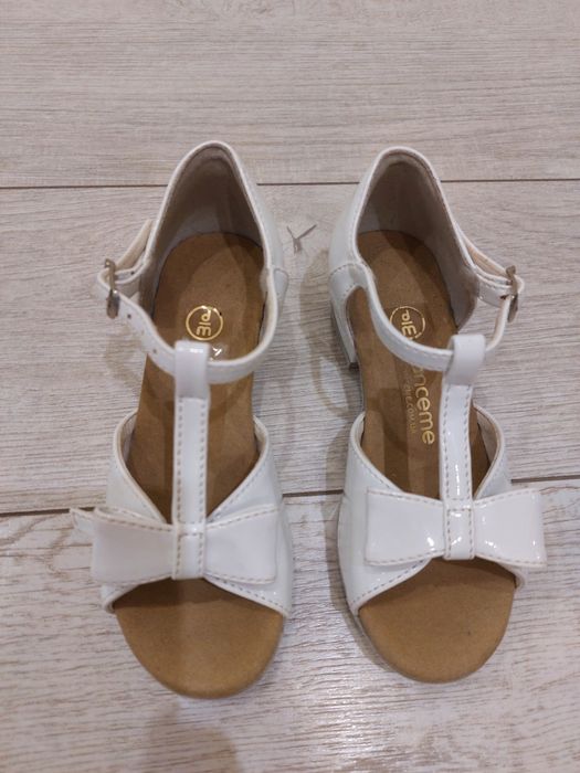 Дитячі туфлі для танців