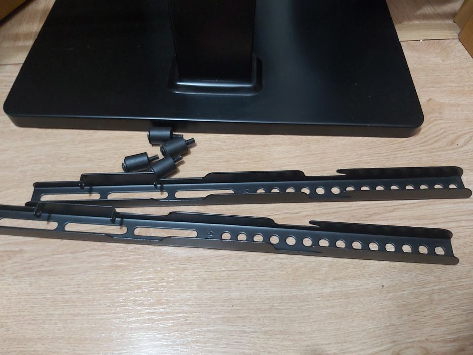 Suporte Tv  Universal (32" a 60" e 27kg)