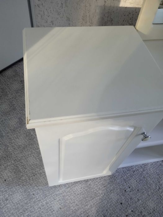 toaletka do sypialni