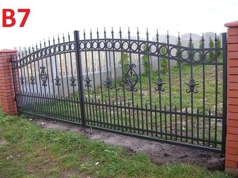 Brama kuta wjazdowa skrzydłowa do domu posesji 4m