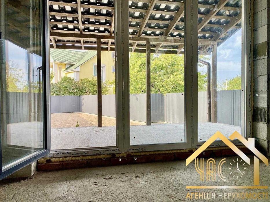 Продаж дуплексу без ремонту 130 м2 у центрі с. Гатне