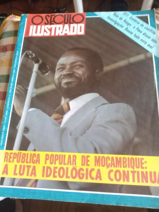 Lote 2 revistas do ano 1975