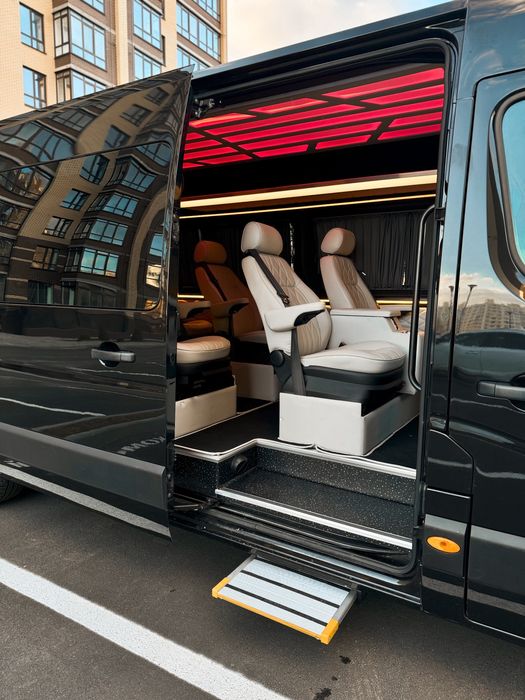 VIP трансфери, рейси Київ - Варшава, Буковель реклайнер