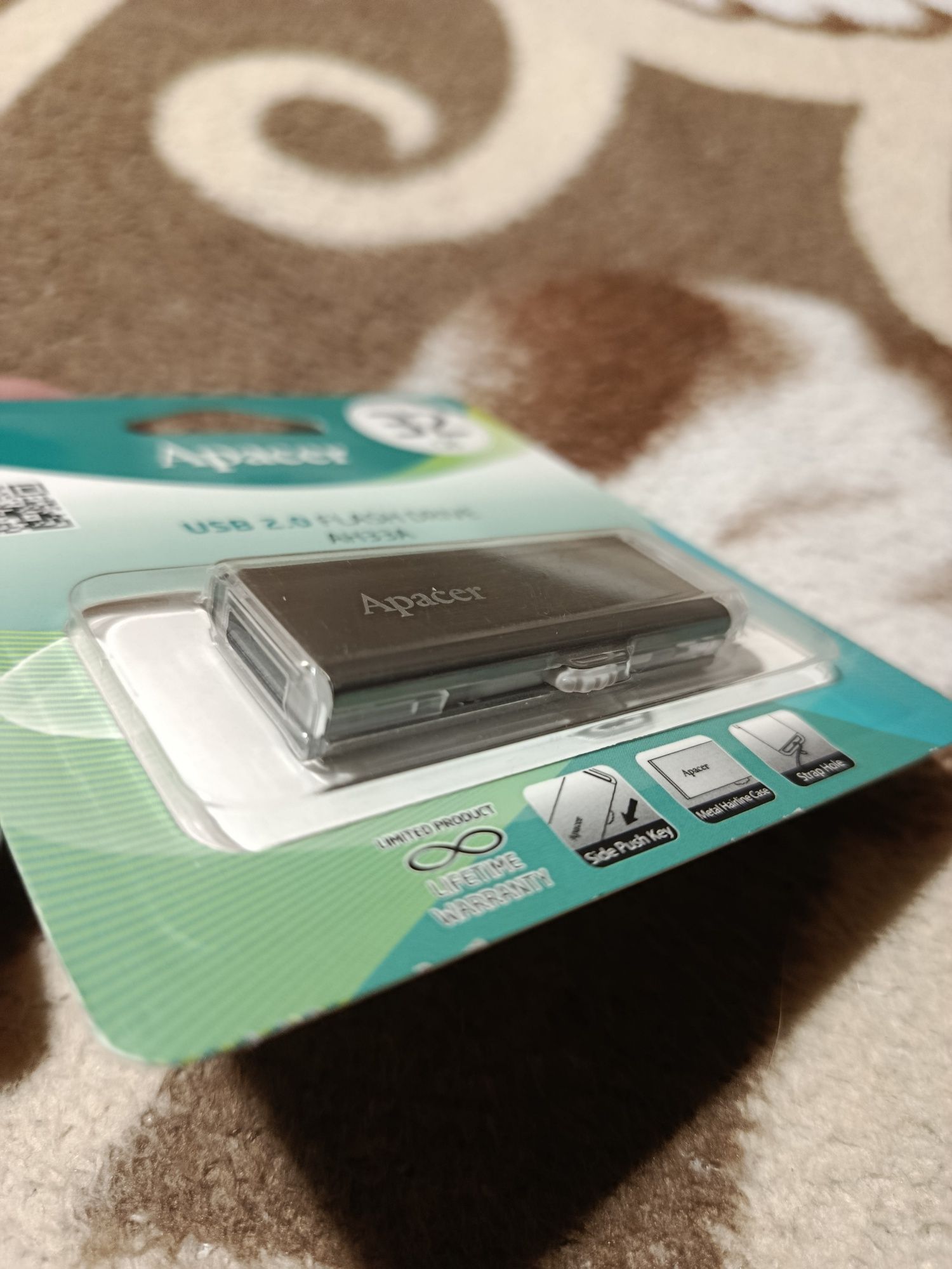 Флеш память USB Apacer Flash Drive AH33A на 32 Gb, серебристый цвет