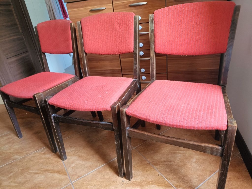 Krzesło PRL 200-223-A