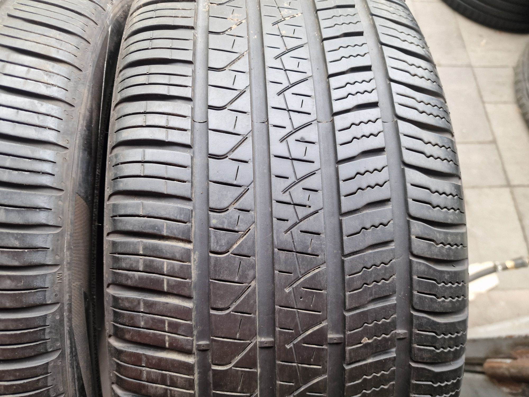 Пара летних шин 265/40 R22 Pirelli zero as