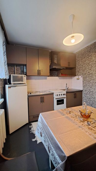 1 кім кв. ЦЕНТР, МИТНИЦЯ спуск Палац Одружень. Меблі, частково техніка