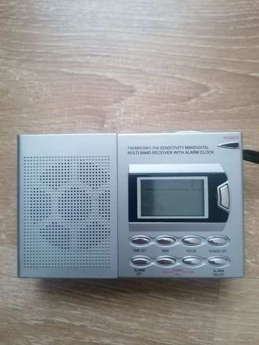 Радіо маленьке Стан нового привезене із Швейцарії