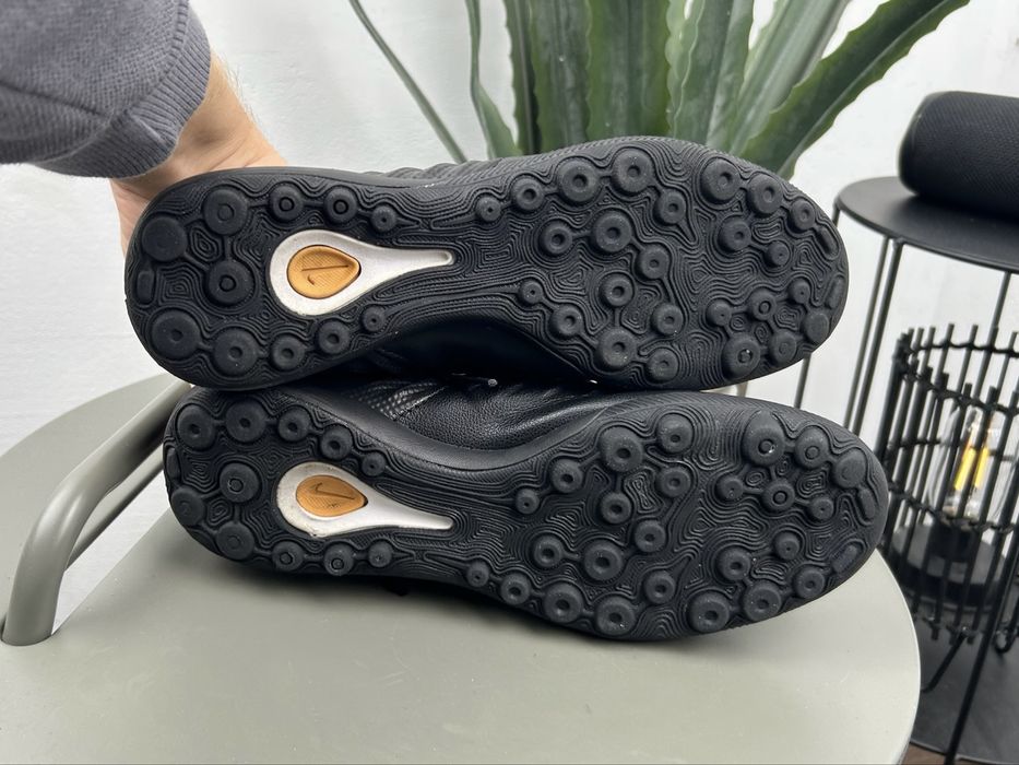 Оригінал! Футзалки Nike Lunar Legend 40.5 розмір М06003