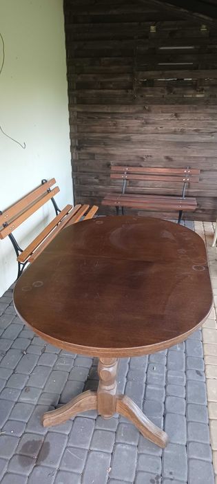 stół z drewna dębowego