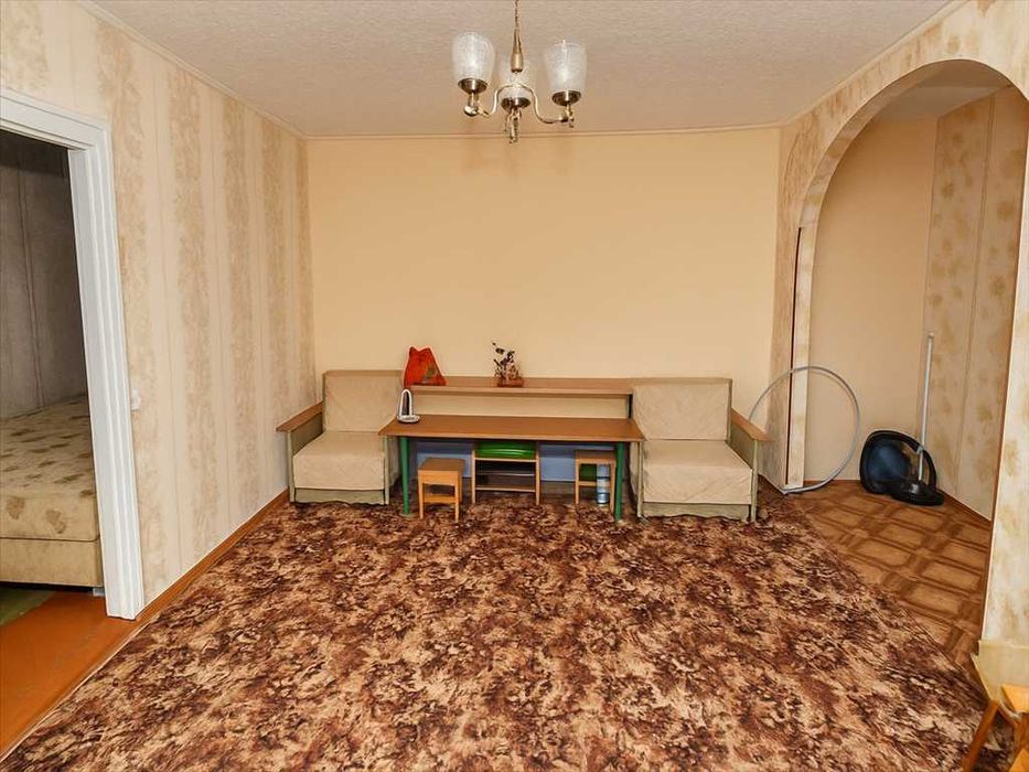 Бюджетна квартира в Яреськах!