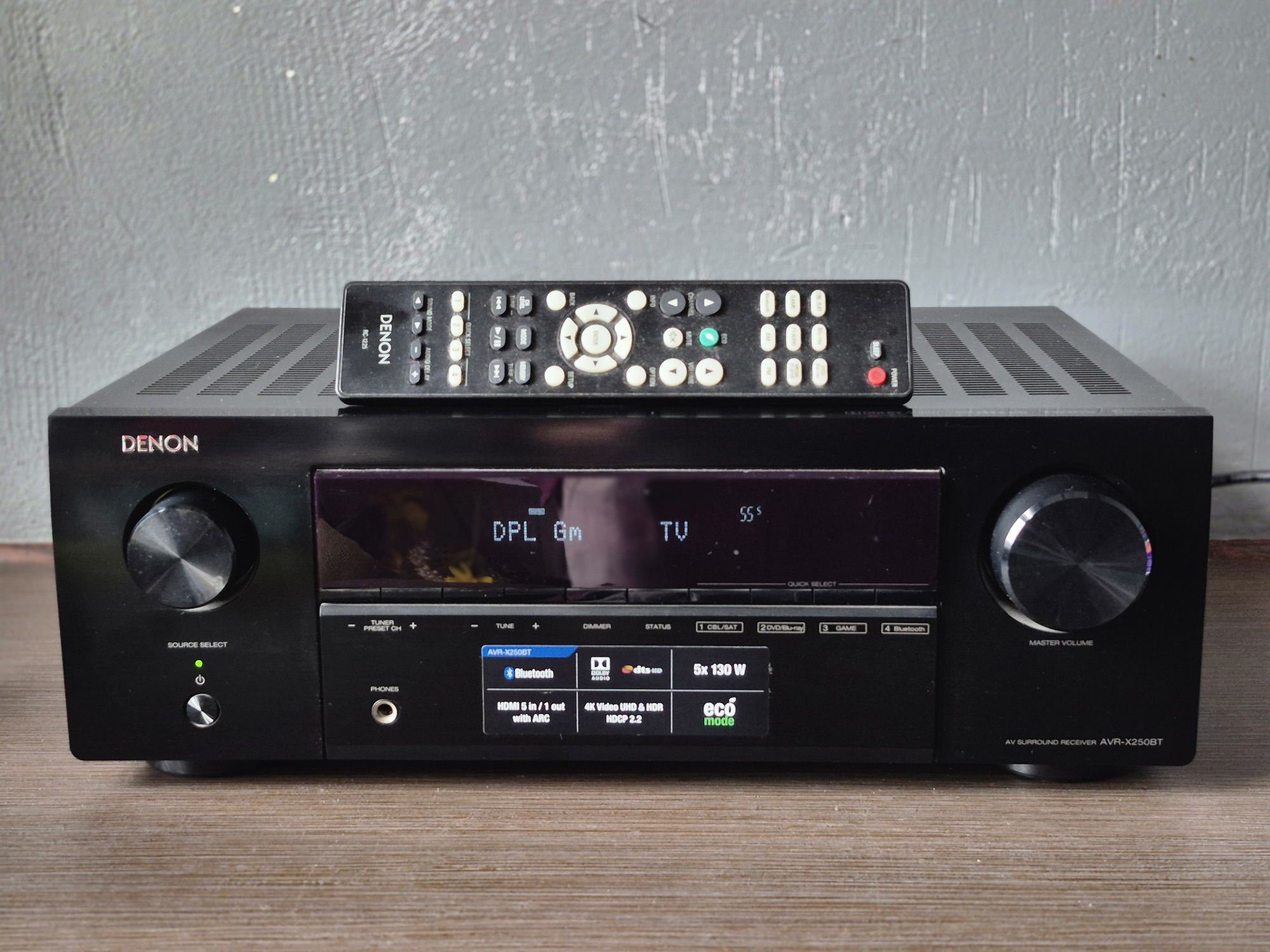 Amplituner Denon AVR-X250BT 5.1 świetny stan