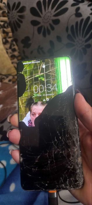 Samsung s20 + 8/258