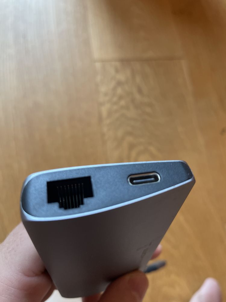 Hub USB C Satechi 8 w 1 z power delivery
