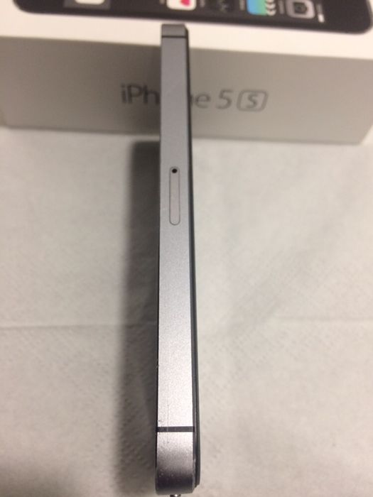 IPhone 5s 16gb space gray desbloqueado