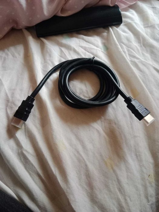 Vários cabos novos para venda 5€ cada