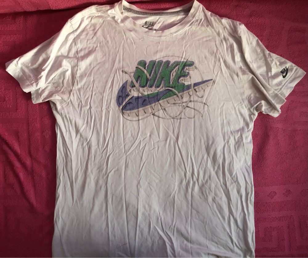 Футболка Nike Sportswear