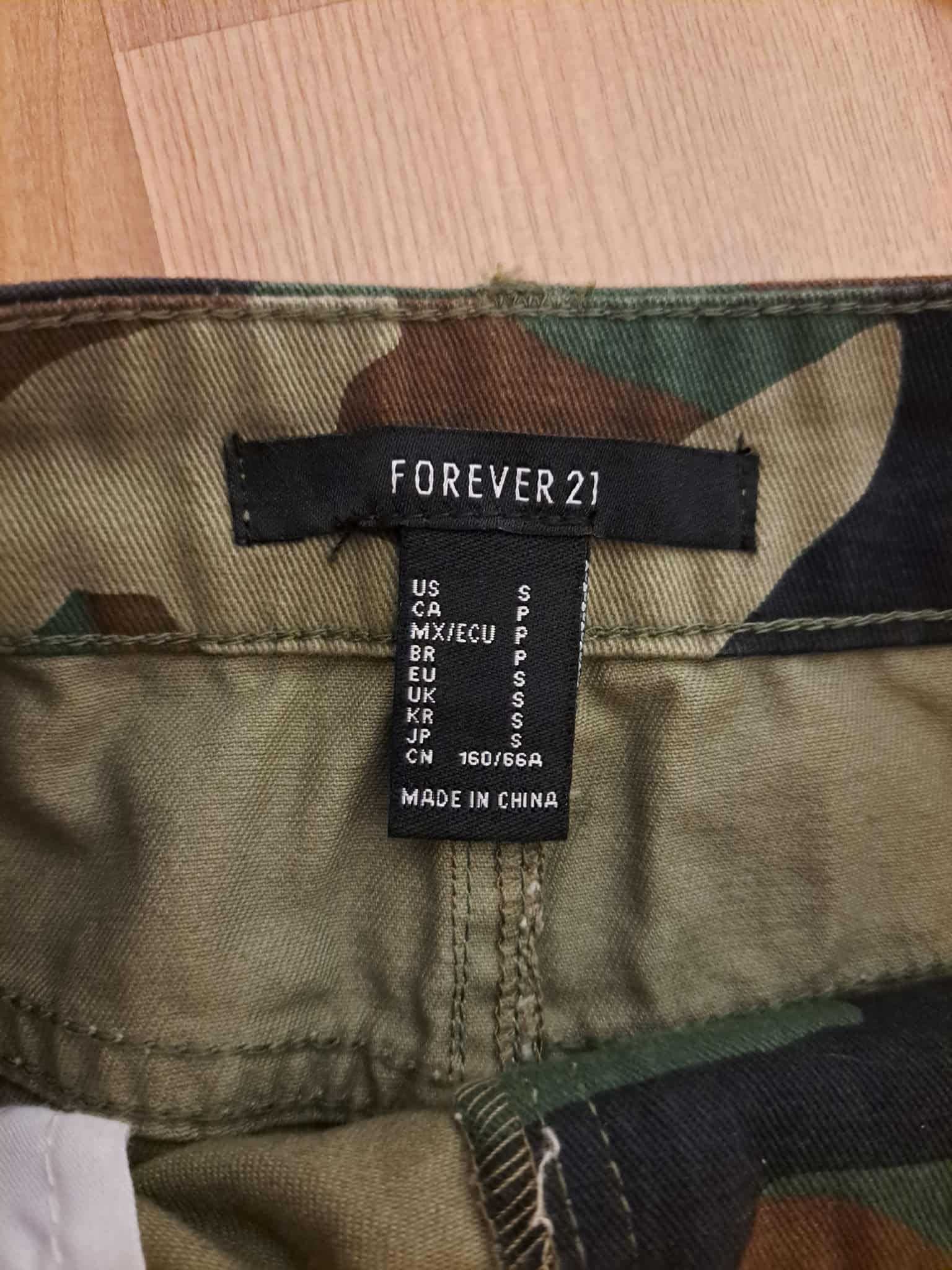 Spódnica camo Forever 21 S 38 khaki militarna w bardzo dobrym stanie