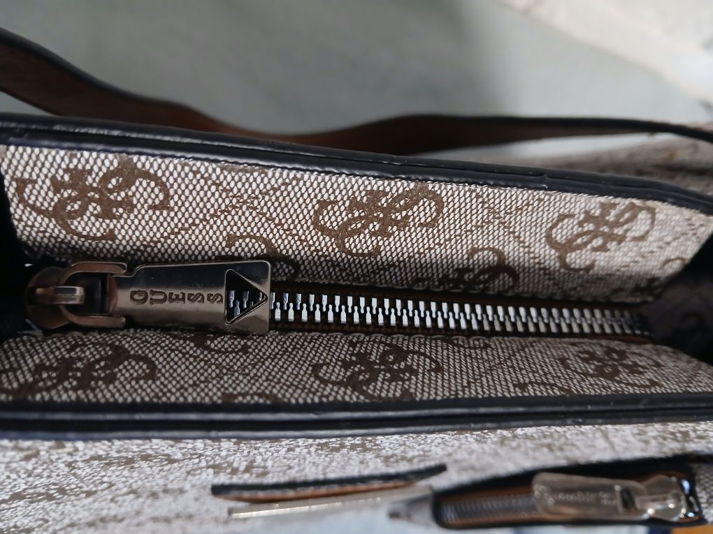 Torebka damska Guess