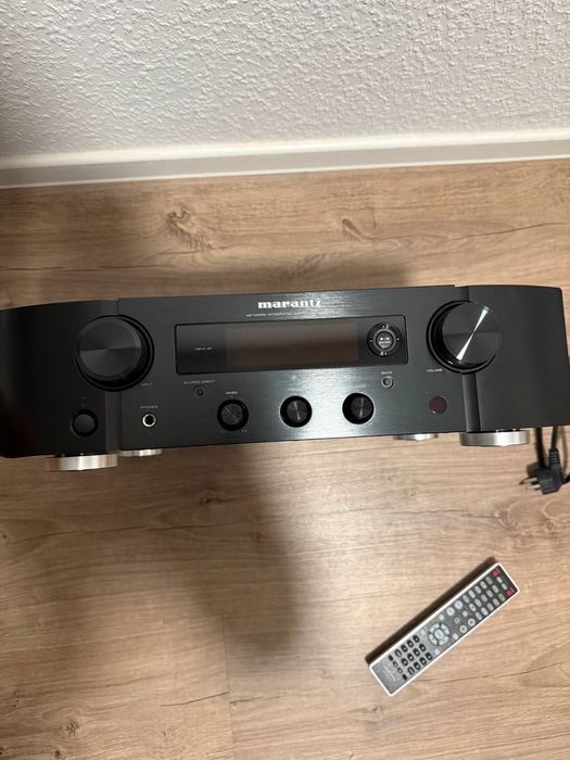 Marantz PM7000N - Stereo-Vollverstärker mit HEOS