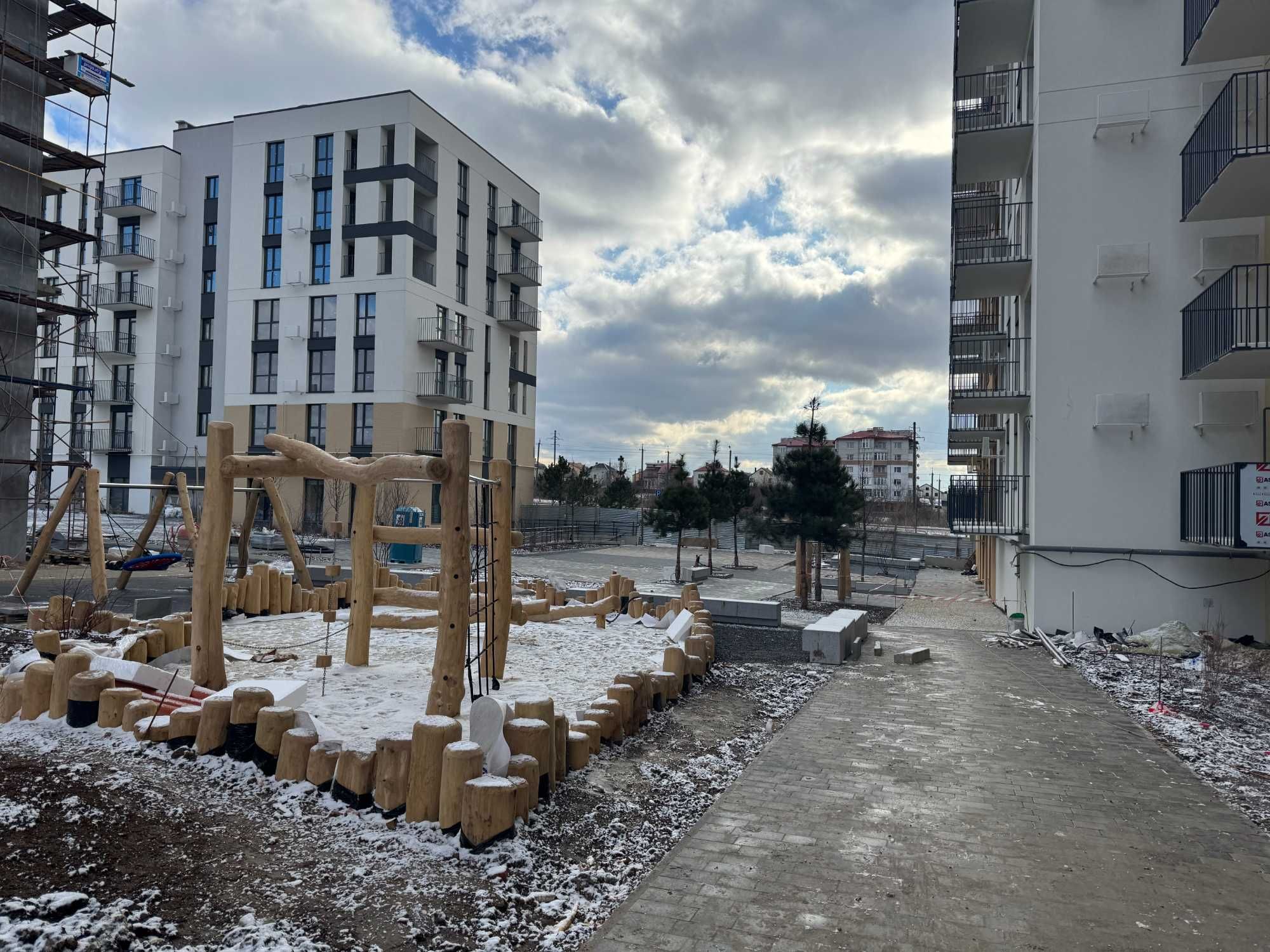 Продаж(Єоселя) 1-кімнатної квартири 38 м2 Пустомити (9км.від Львова)