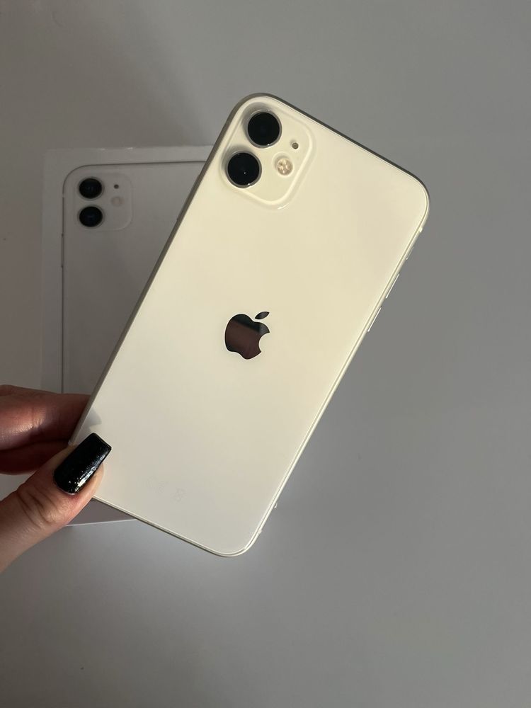 iPhone 11 128 GB biały