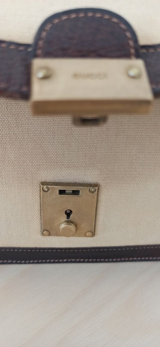 Mala Gucci original dos anos 70