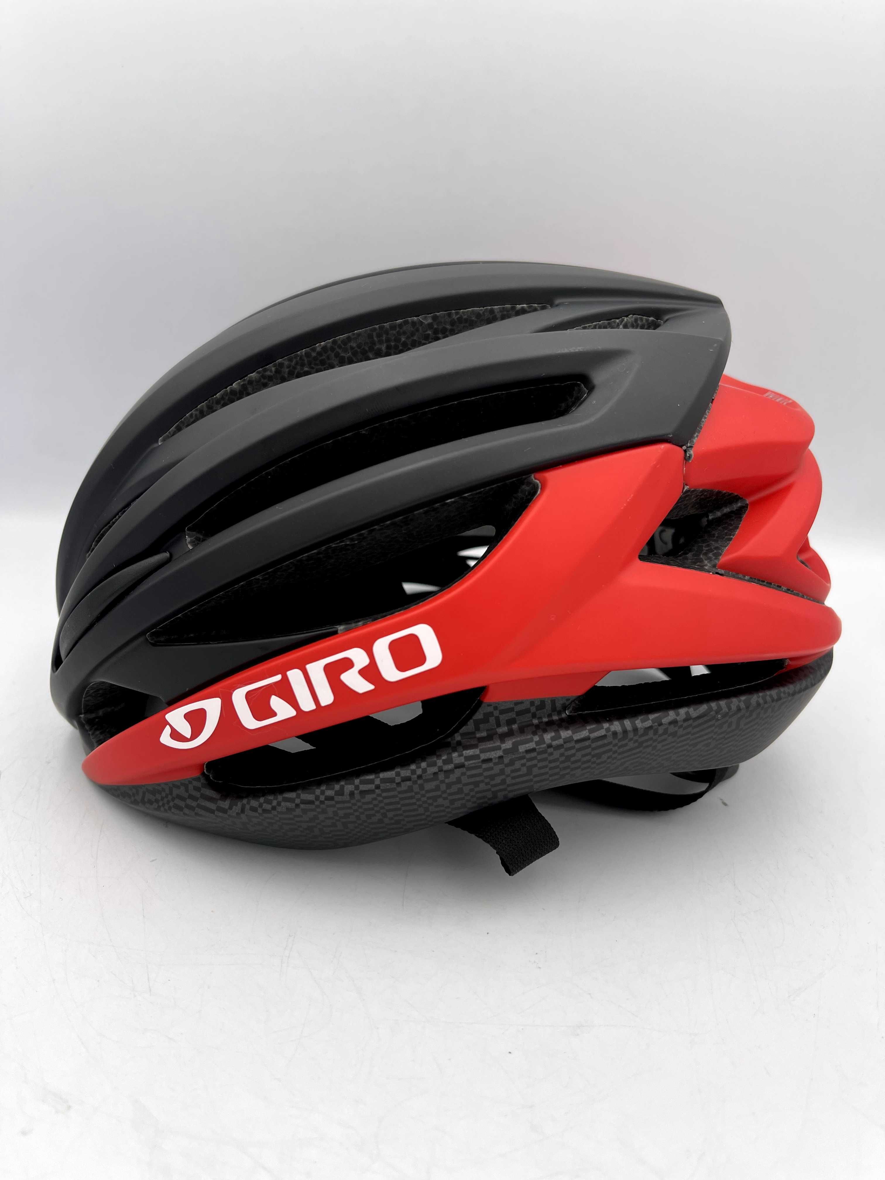 Powystawowy Kask Rowerowy Giro Syntax r. M (55-59cm)