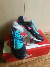 Nike Huarache Run