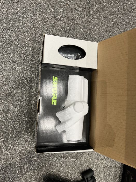 Shure SM7B універсальний професійний  мікрофон