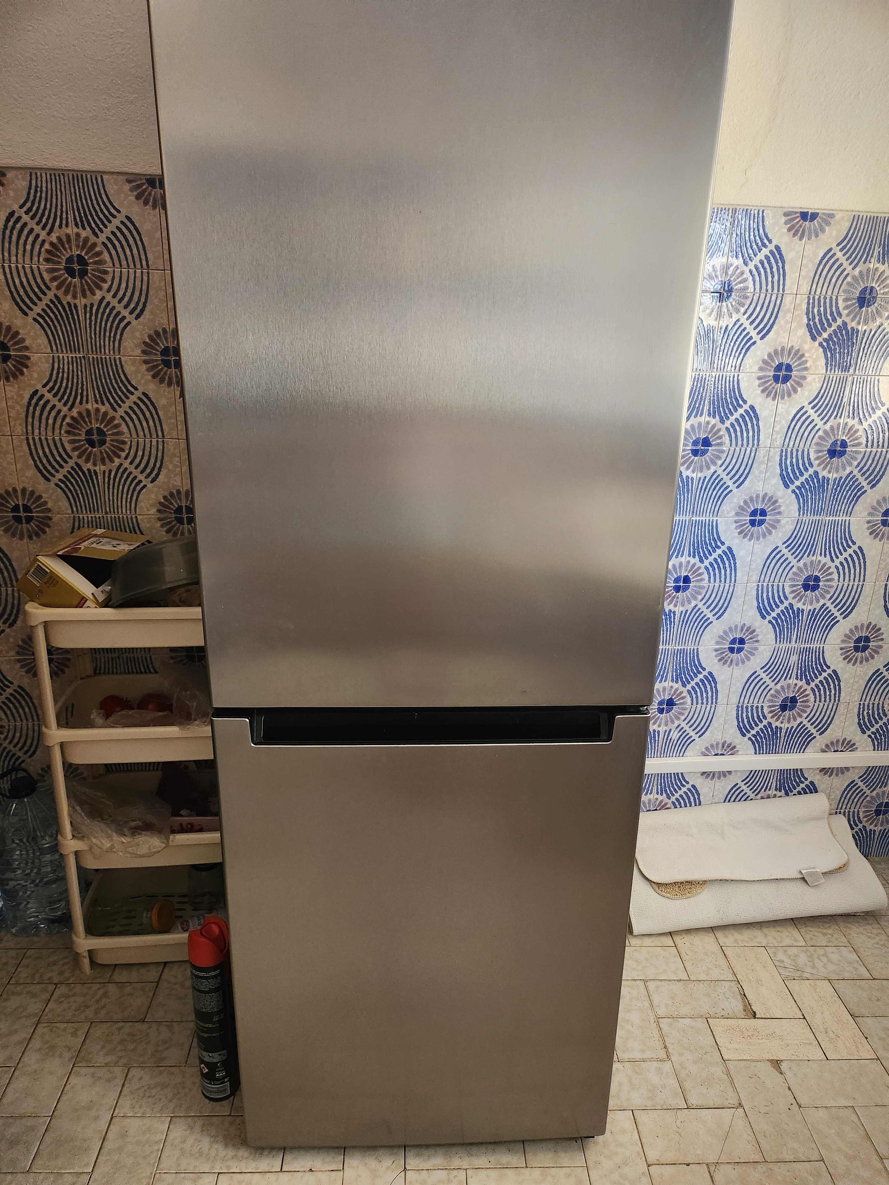 Frigorífico combinado INDESIT