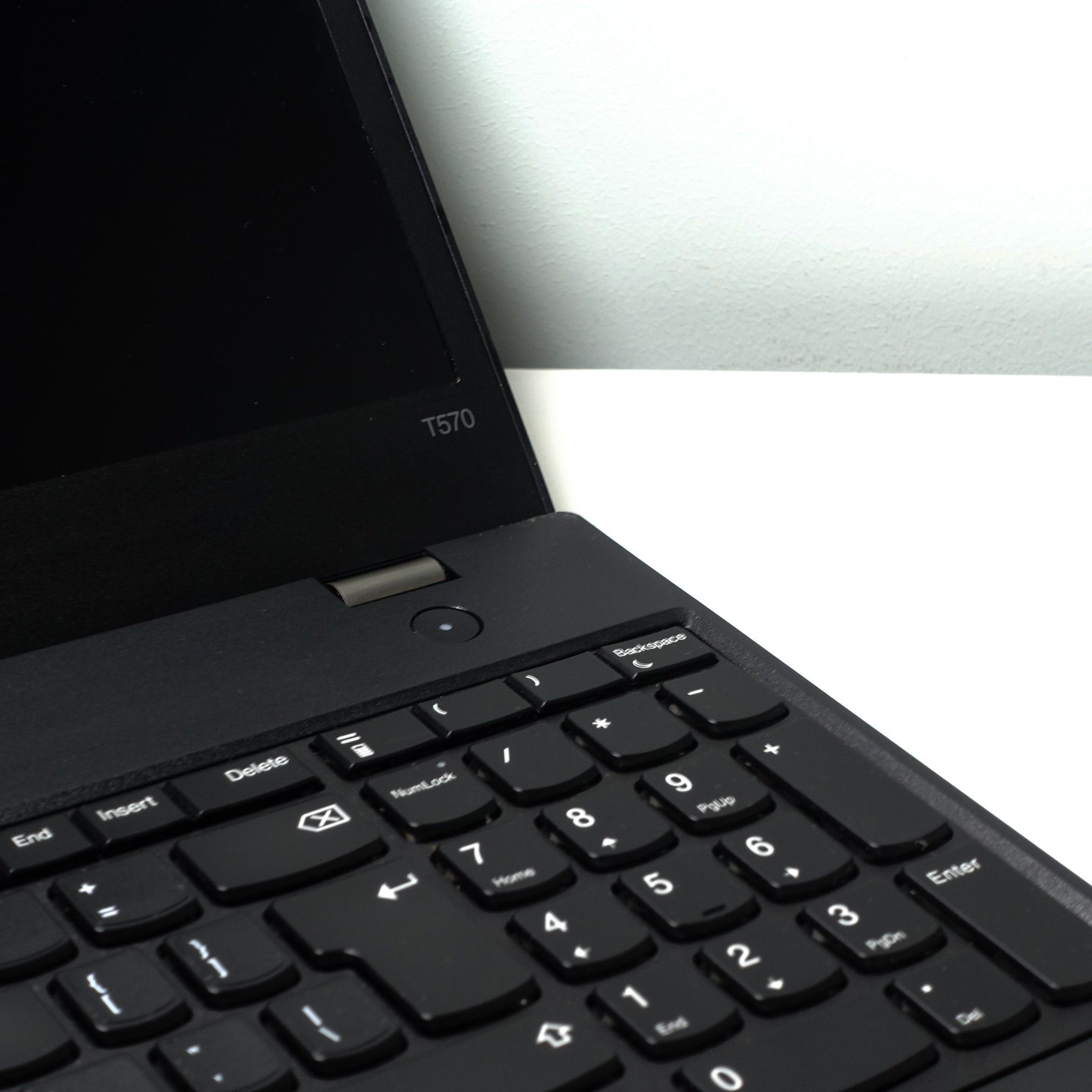 Laptop Mocarz Lenovo ThinkPad 16GB DDR4 - 512GB NVME - 15H na baterii