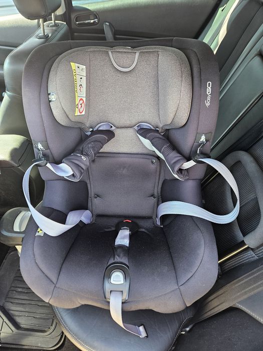 Fotelik samochodowy obrotowy 9-18 kg