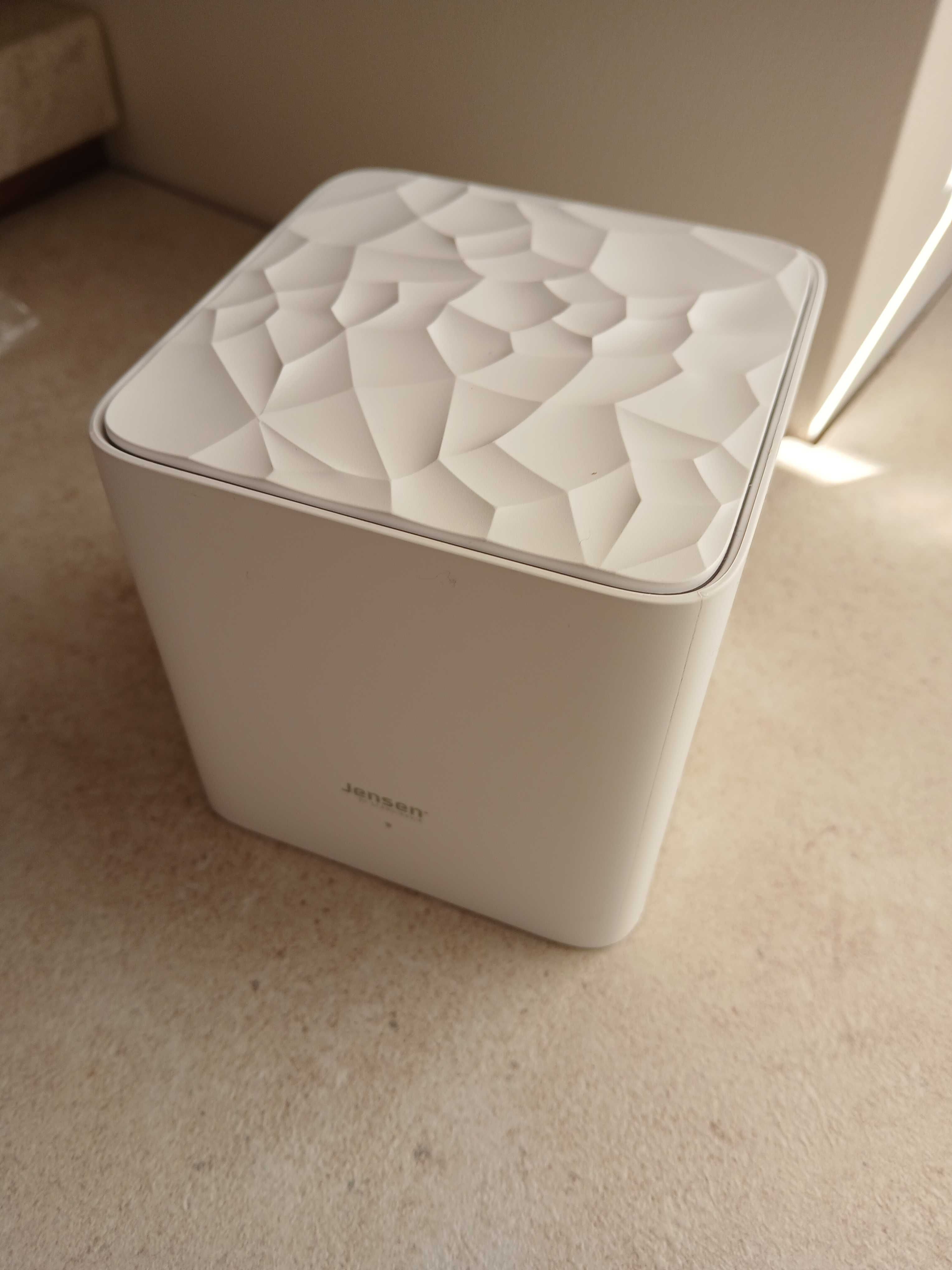 Wzmacniacz sygnału Wifi Jensen Omni lite