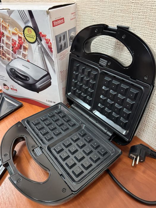 Гриль мультипекарь 4в1 1200W вафельница. УЦЕНКА!