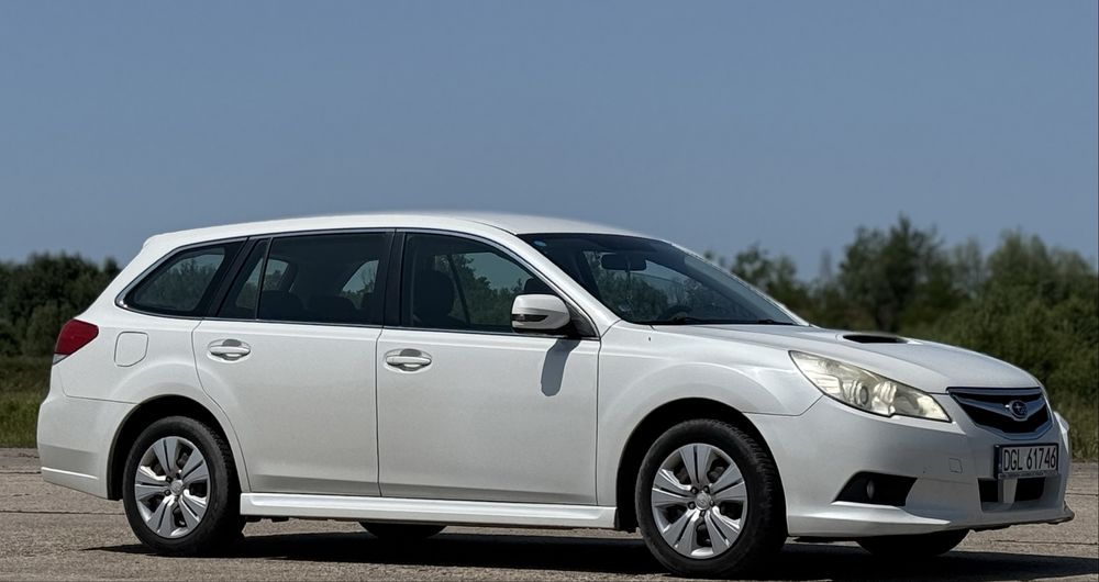 Subaru Legacy 2.0D, Napęd 4x4, Niski przebieg, Bezwypadkowa.