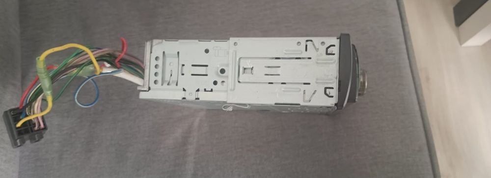 Radio Alpine CDE-120R - stan bardzo dobry