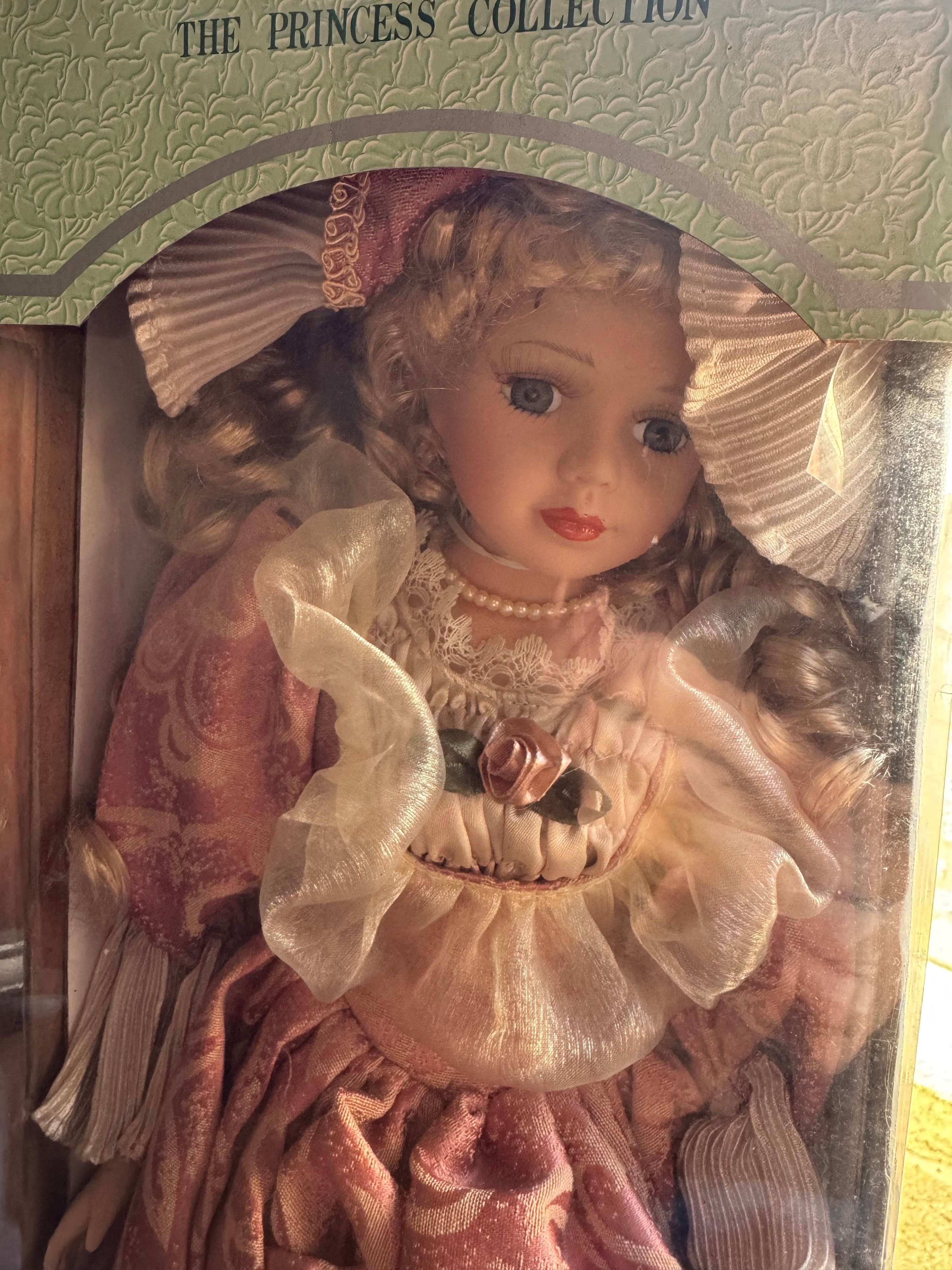 Bonecas de Porcelana