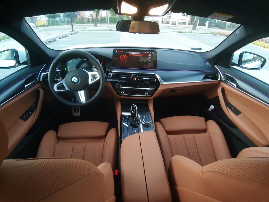 Auto samochód do ślubu BMW 5