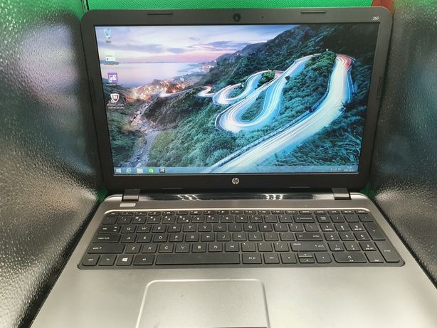 Laptop HP G3 i3 4005U 4GB 500GB Intel HD Graphic 4400 Win 8,1 lombAArd
