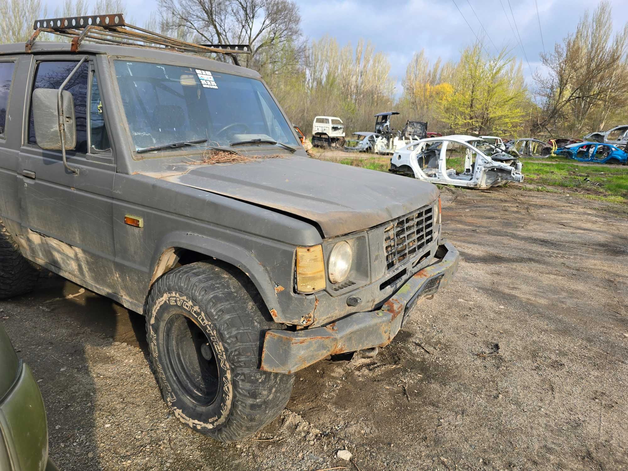 Запчасти Мицубиси   mitsubishi pajero1  разборка Hyndai Galoper1