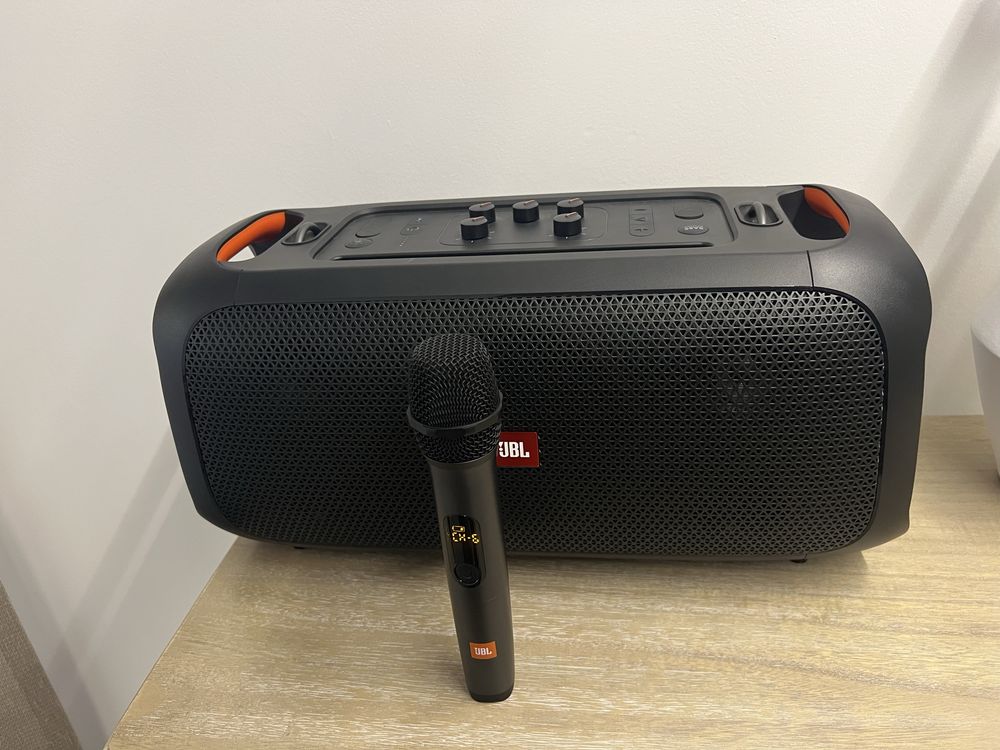 Jbl partybox on the go ( ler descriçao )